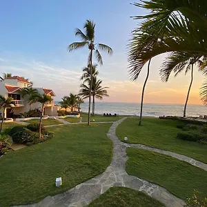 Beachfront At Nanny Estate C-5 Apartahotel